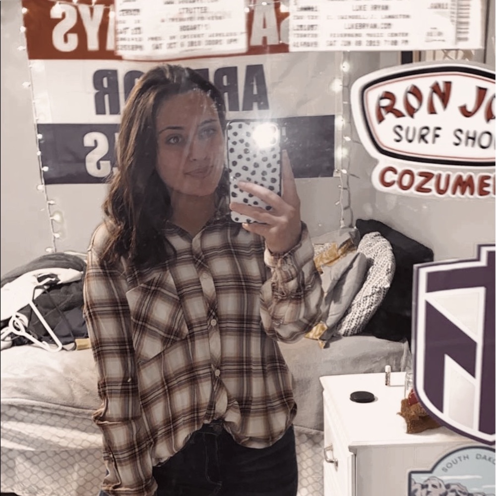 BUTTON UP FLANNEL💋💋💋
